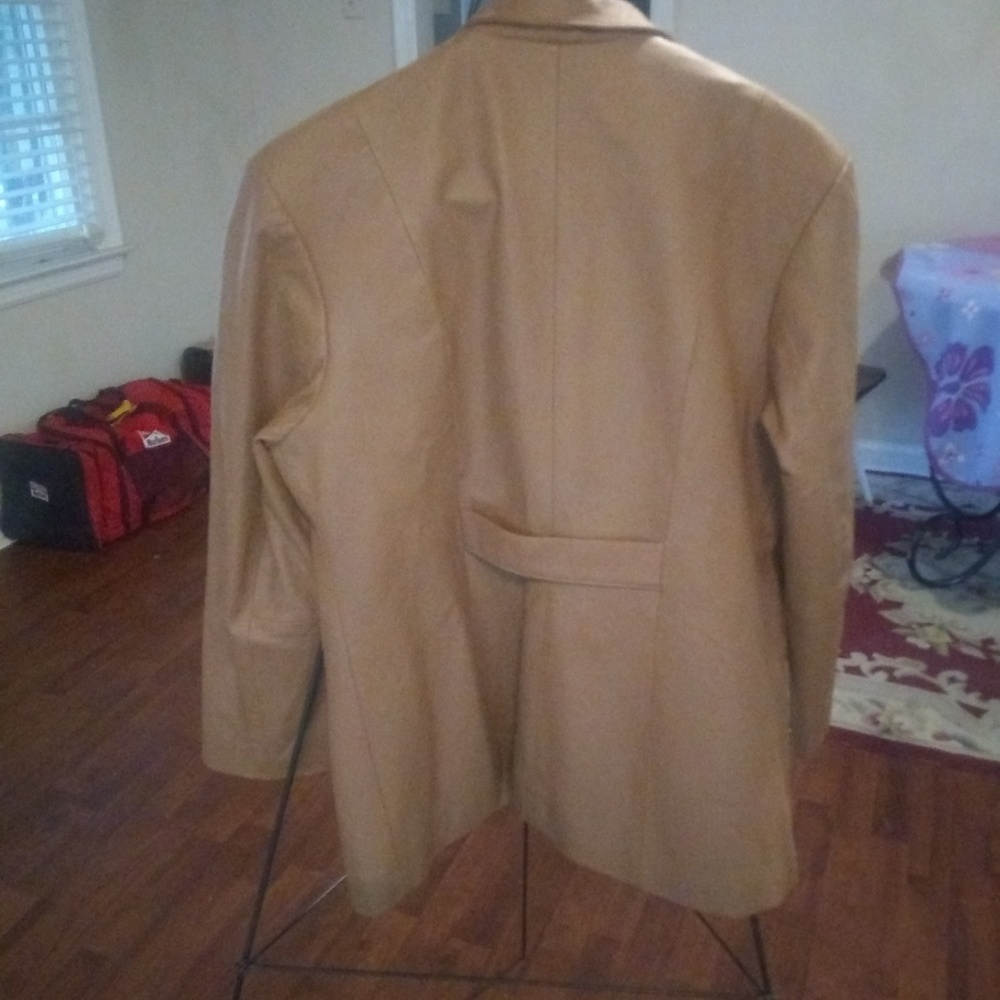 A women's size LG Ciro Citterio
